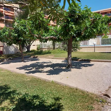 Apartment Tres Bel Appartement T2 *